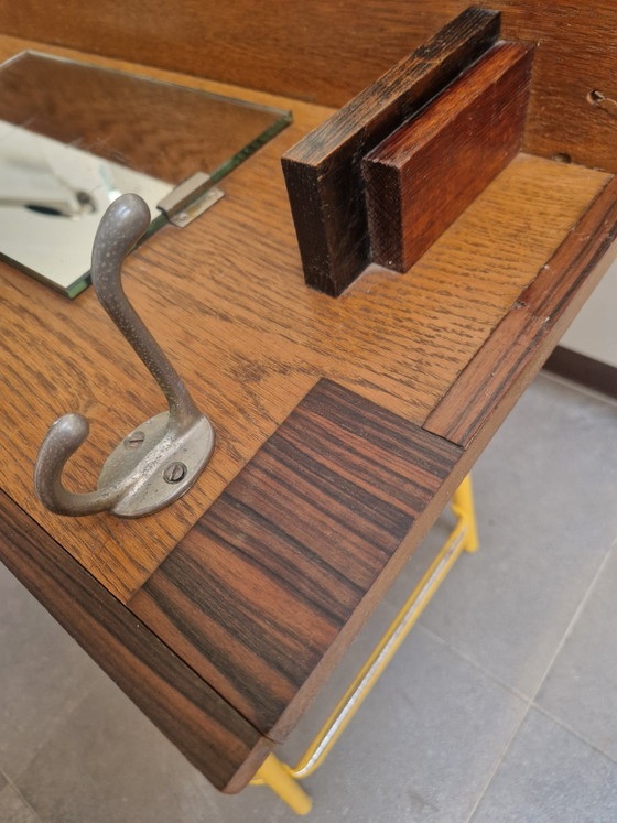 Image 1 of Wunderschöne Garderobe aus der Amsterdamer Schule – Eiche & Coromandel – Art déco 1920er/1930er Jahre