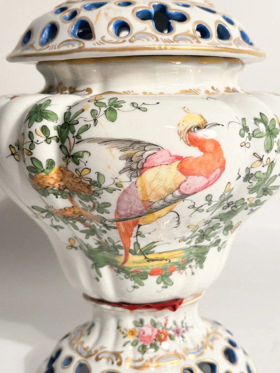 Vase brûleur à parfum en porcelaine française peinte à la main, années 1920 – Objets déco (photo 3 of 19)