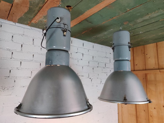 Image 1 of Lampada industriale da fabbrica 2 pezzi