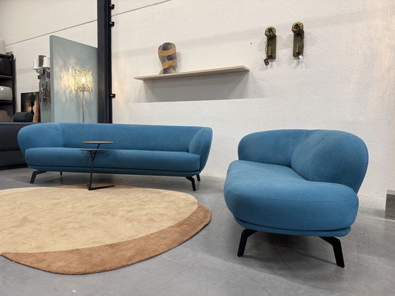 Image 1 of Leolux Flint 3,5-Sitzer Sofa Blaues Alcantara 243