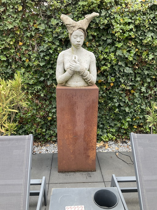 Torso de una mujer africana