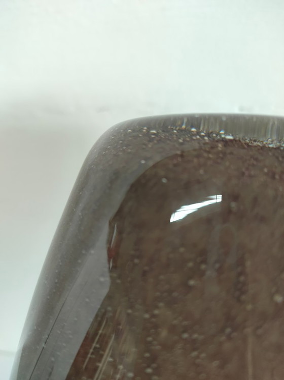 Fazzaletto Vaso Vetro bianco latte con struttura marrone, Vasi, Modern (foto 5 di 8)