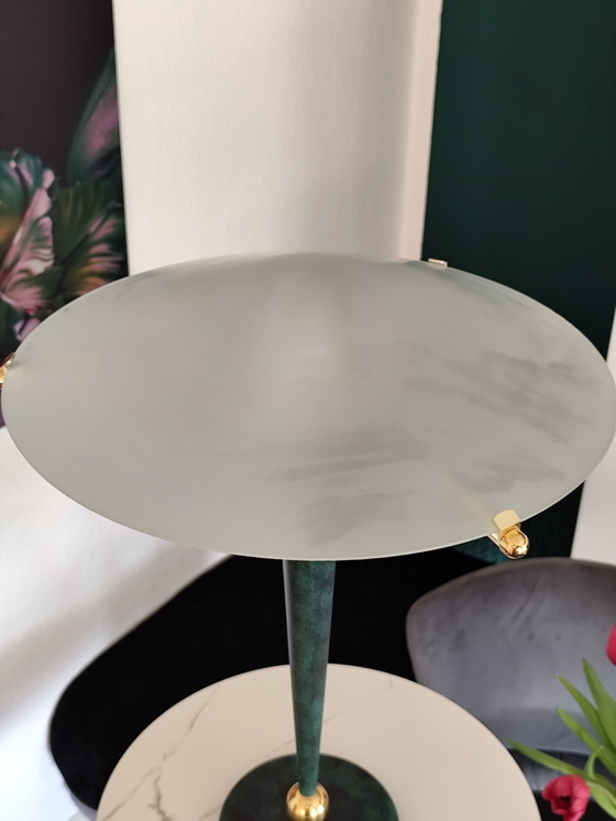 Image 1 of Lámpara de mesa posmoderna "Seta" de Wofi – latón y cristal – década de 1990