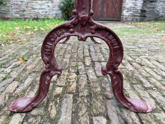 Image 1 of Table de jardin Table de bistrot Veriere Court Damoye Paris