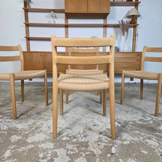 4x Niels Møller modèle 84 Chaise de salle à manger danoise en chêne savonné – J.L. Møller Møbelfabrik (photo 11 of 21)