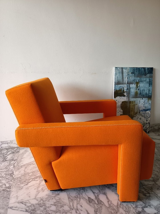 Image 1 of Fauteuil CASSINA Utrecht 637 en Laine Kvadrat Orange 13L par Gerrit Thomas Rietveld