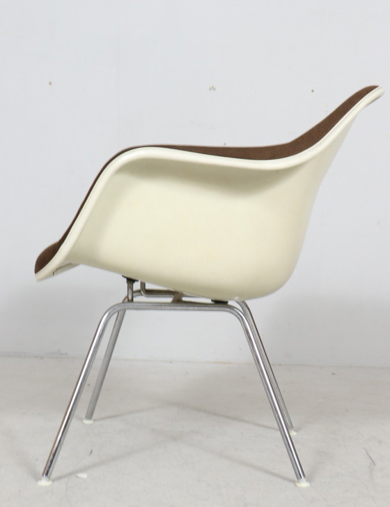 Image 1 of Charles en Ray Eames voor Vitra, set van 2 stoelen/armstoelen, model: 'Dax', jaren 1970