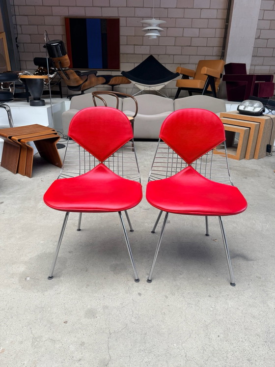 Vitra Wire Chair DKR/Bikini chair, Charles & Ray Eames (stock: 2), Dining chairs, Chrome, Leather, Red (photo 4 of 11)
