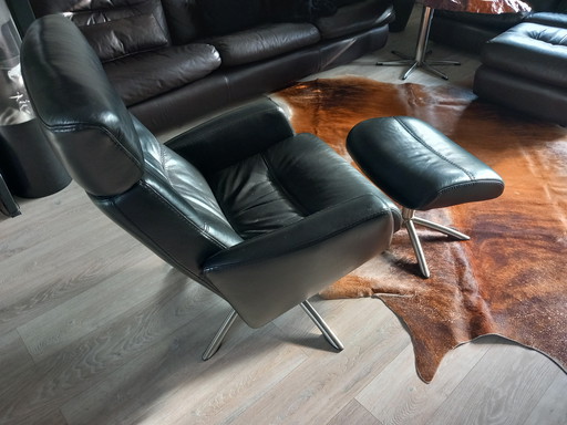 MG NORWAY ARMCHAIR BLACK LEATHER WITH OTTOMAN