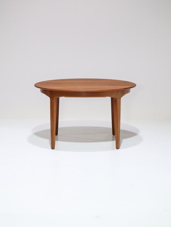 Image 1 of Extendable dining table Henning Kjaernulf model 62 Sorø