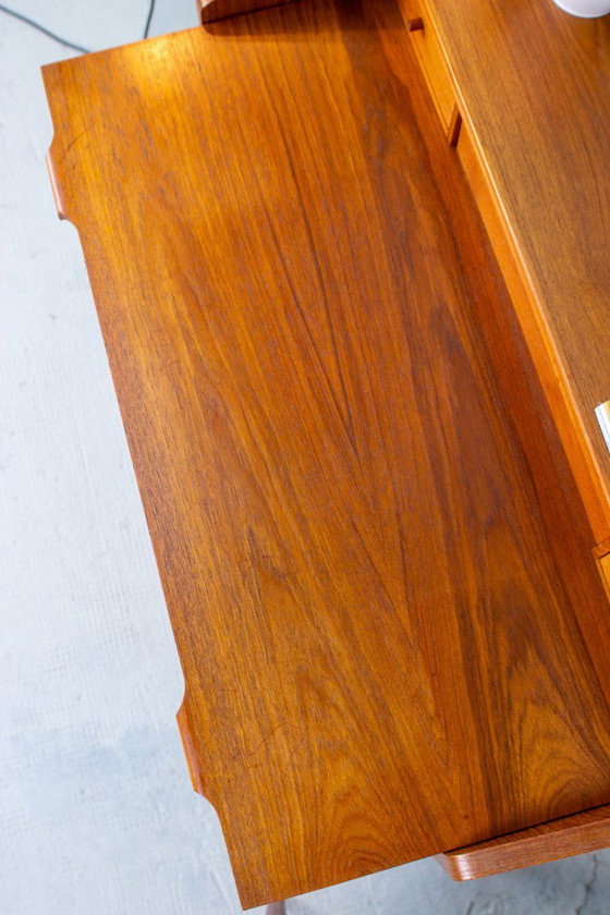 Image 1 of Vintage teakhouten secretair bureau, ladekast, Deens Riis Antonsen