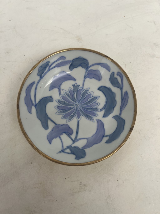 Plat en porcelaine japonaise du XVIIIe siècle – schalen, Brass