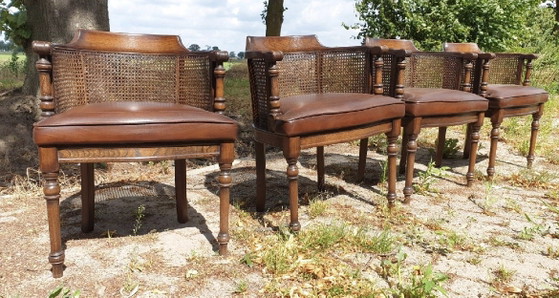 4 Sedie da Pranzo Classiche in Rovere con Braccioli e Pelle – Leather, Rattan (photo 2 of 5)