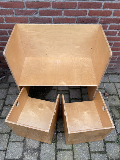 Van Dijk tafel, bankje en stoeltjes 