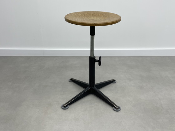 Image 1 of Sgabello FRISO KRAMER Ahrend de Cirkel 1960 (modello basso)