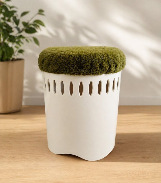 Image 1 of Vintage EMSA Space Age Opbergkruk – 70s Ottoman met Groene Faux Fur – Retro Wasmand & Mid Century Storage Stool
