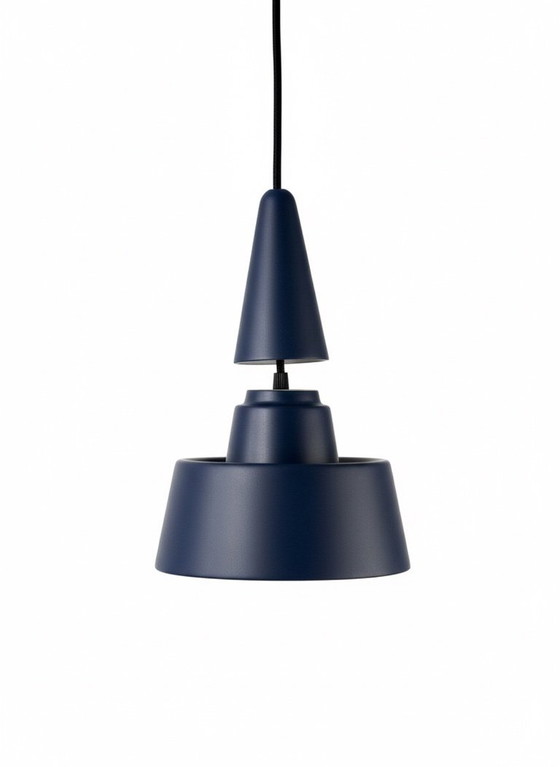 Image 1 of Set van twee SML 2.0 hanglampen van steengoed van NEO, ontworpen door Rodrigo Vairinhos – mat Cosmic Blue.