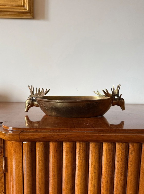Image 1 of Centrotavola / ciotola in ottone di cervi della modernità di metà secolo, Francia, anni '70
