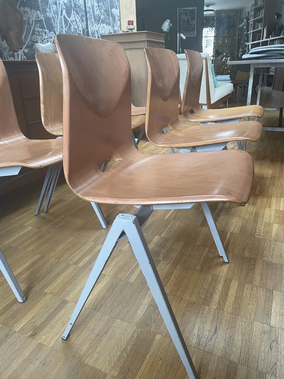 Image 1 of Set van zes authentieke Pagwood Pagholz stoelen in uitstekende staat.
