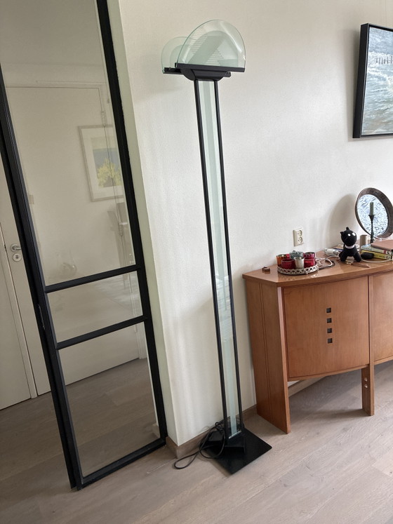 Image 1 of Lampadaire design