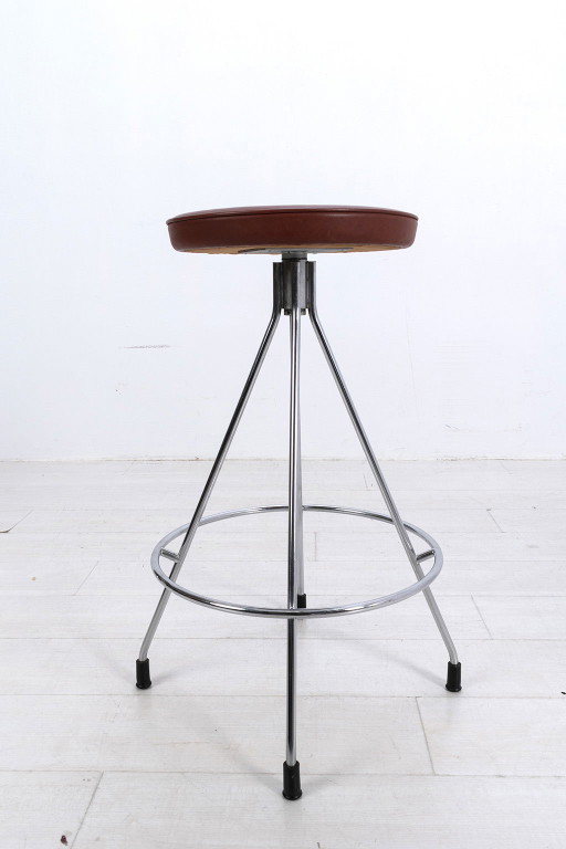 2x Vintage chromen barkrukken, set