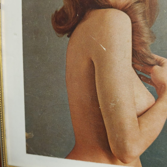 Framed Original 1968 Exclusive Magazine Page – Vintage Glamour Wall Art 27×33 cm – Photography, Paper, Wood (photo 6 of 7)