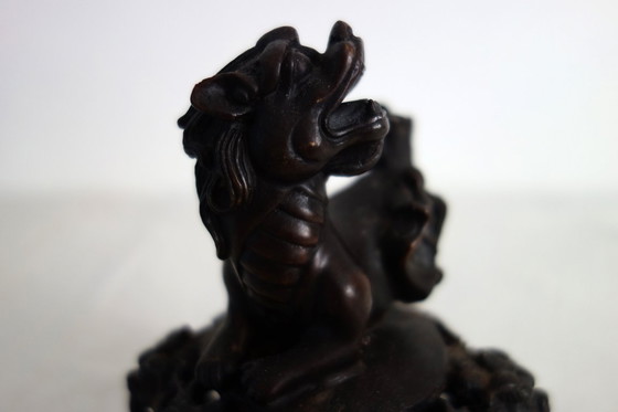 Image 1 of Quemador de perfume/incienso trípode grande con decoración de dragón, China