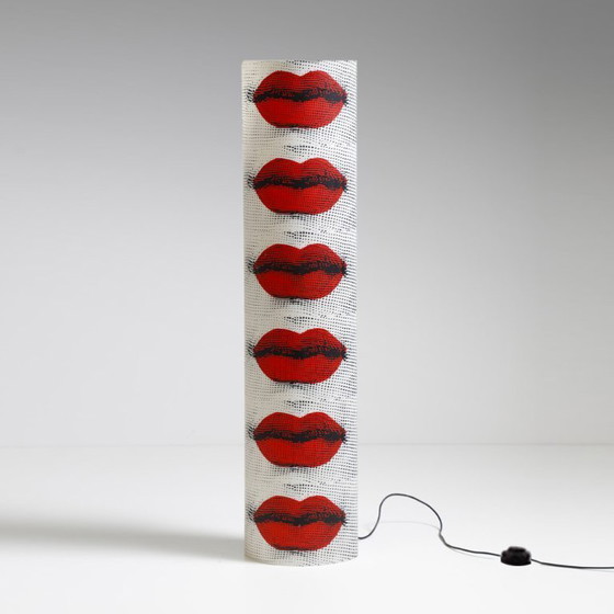 Image 1 of Lámpara de pie "Kisses" de Piero Fornasetti, años 90 para Antonangeli, colección Follia Pratica