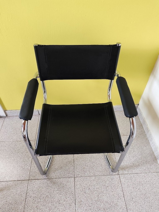 Set van 3 Mart Stam cantileverstoelen