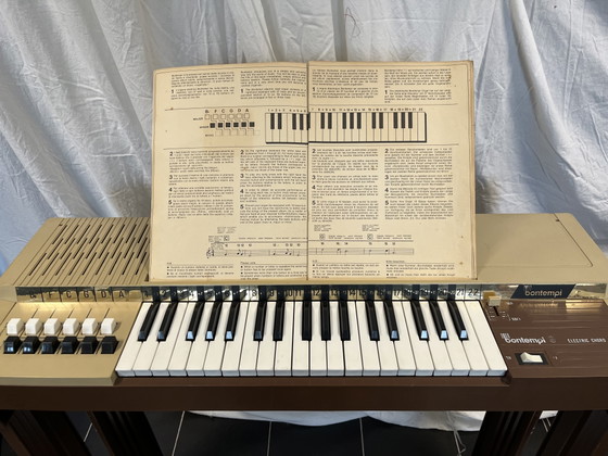 Orgue électronique à accords Bontempi – Objets déco, Plastic (photo 4 of 6)