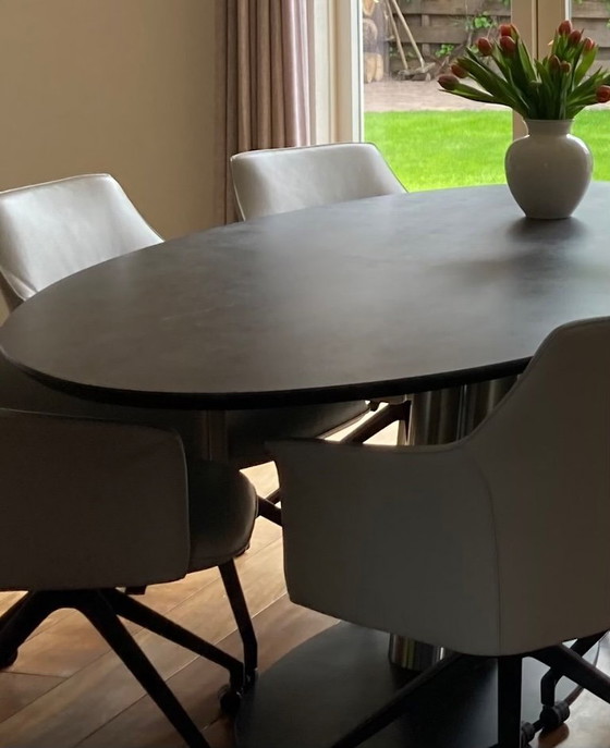 Image 1 of Brees New World, table à manger, 6 personnes, modèle Libra.