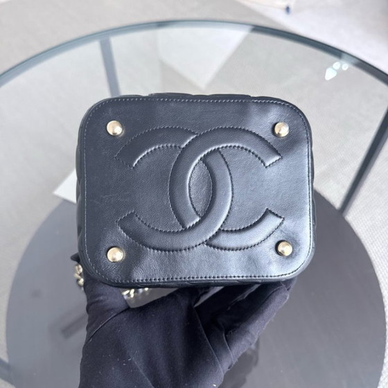 Image 1 of Chanel Trendy CC Vanity, schwarzes Lammleder, goldene Beschläge, Mikrochip