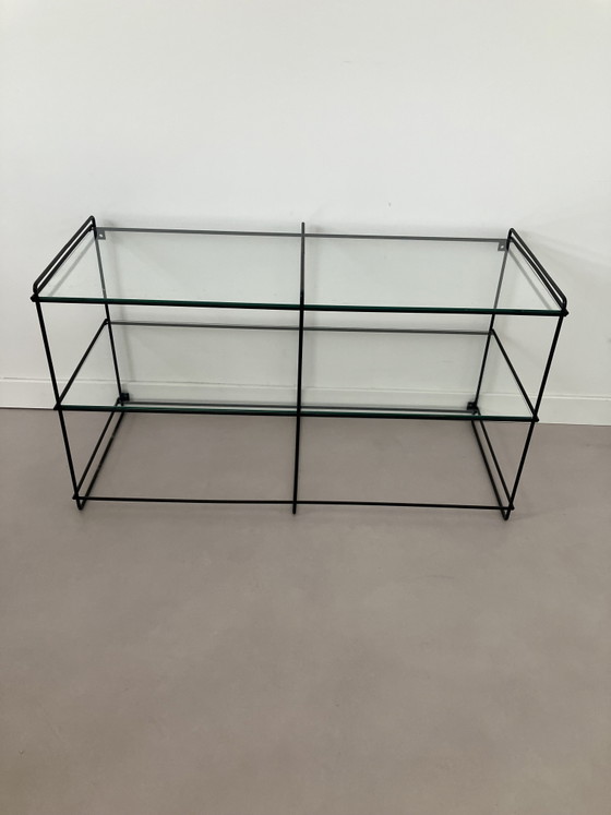 Vintage Wandkastje Zwart Met Glazen Plaatjes – Wandrek, Metal, Glass (photo 2 of 6)