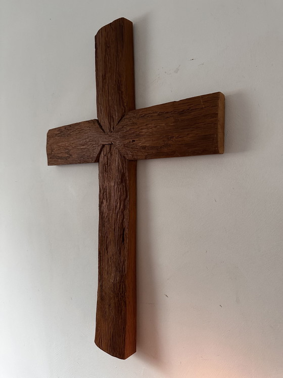 Image 1 of Monumental solid wooden cross – a simple sculptural object with patina