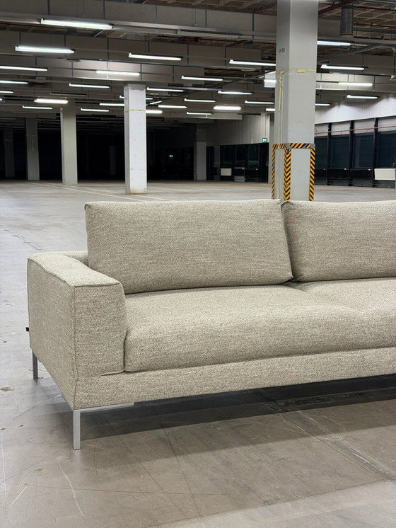 Image 1 of Design on Stock Aikon Lounge