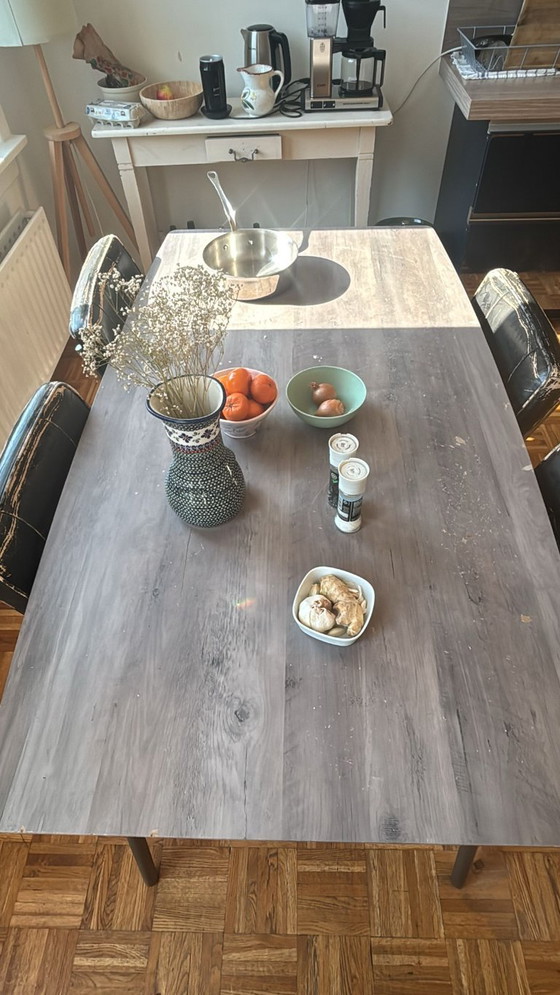 Image 1 of table wood and 4 chairs leather 