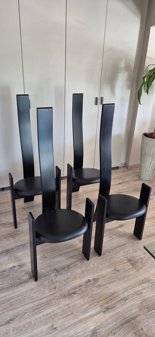 Set of 4 Original “Golem” Chairs by Vico Magistretti for Poggi – Black