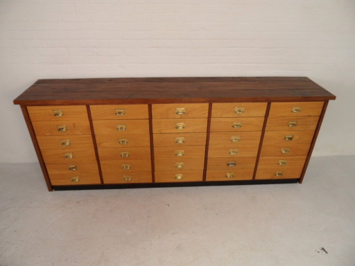 Vintage Schubladenschrank mit 30 Schubladen – ladekasten, Wood, Klassiek (photo 2 of 12)