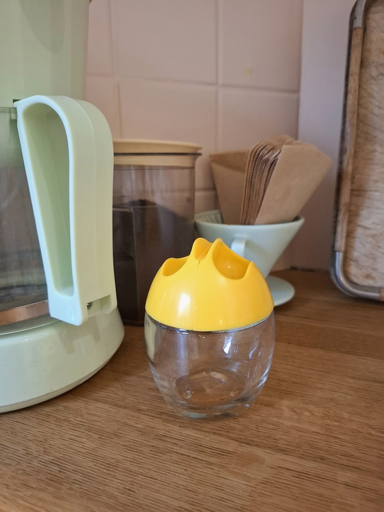 Image 1 of Vintage Pyrex Frankrijk - 3 gele potjes 