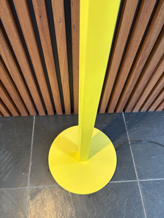 Image 1 of Lampadaire design
