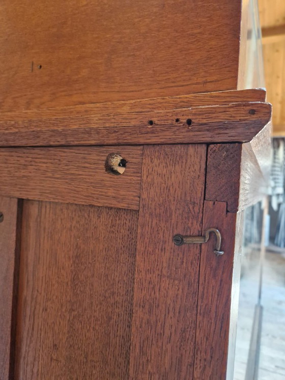 Image 1 of Vintage display case, mobile