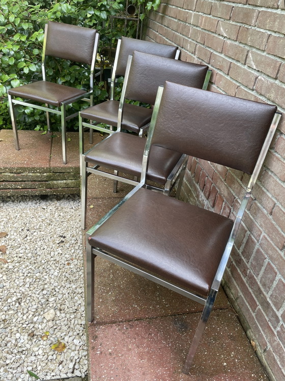 Image 1 of Ensemble de 4 chaises vintage milieu du siècle en chrome et simili cuir
