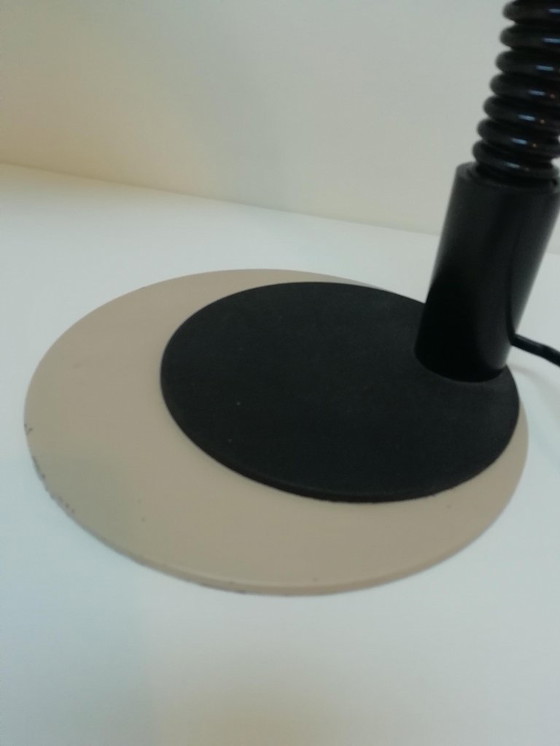 Image 1 of Prachtige lichtbruine vintage bureaulamp van Massive Lighting