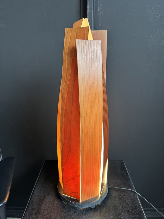 Image 1 of Lámpara de listones de madera de estilo escandinavo