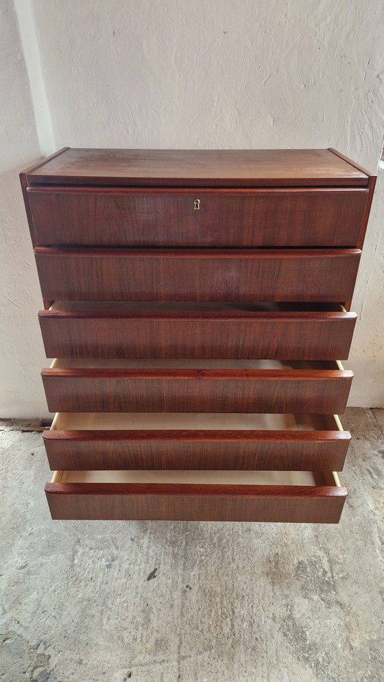 Image 1 of Commode vintage de design danois à 6 tiroirs