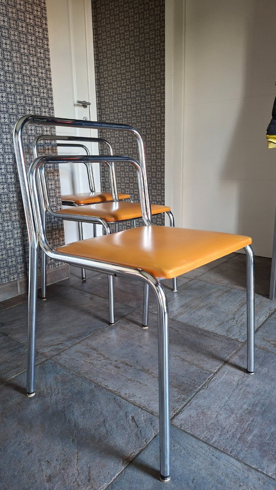Image 1 of 3 x Vittorio Parigi & Nanni Prina for Molteni – Orix dining chairs – jaren 70
