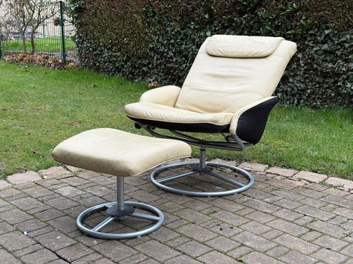 Fauteuil et repose-pieds Malung d'Ikea ​​vintage, 1999, blanc crème, design années 90