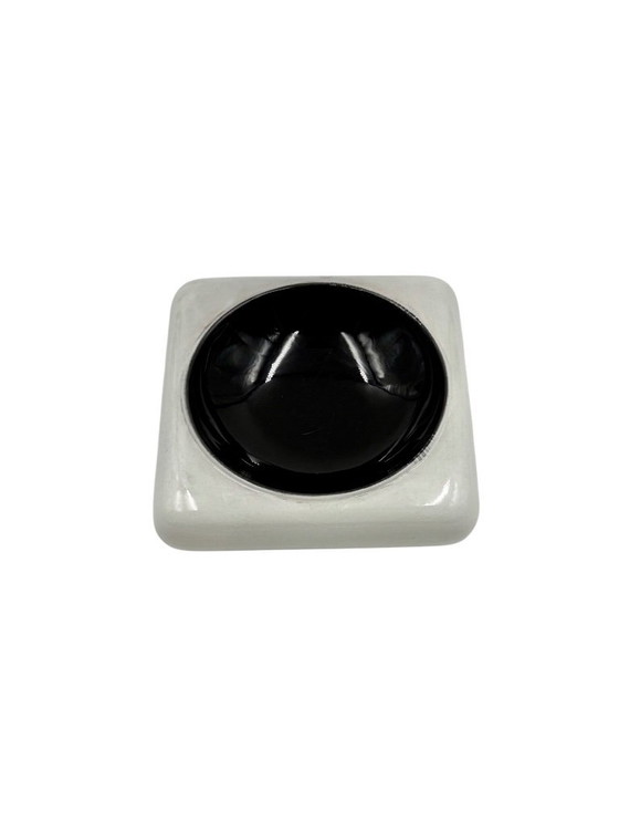 Image 1 of Posacenere in ceramica bianco e nero in stile Space Age / vide poche, Italia anni '70