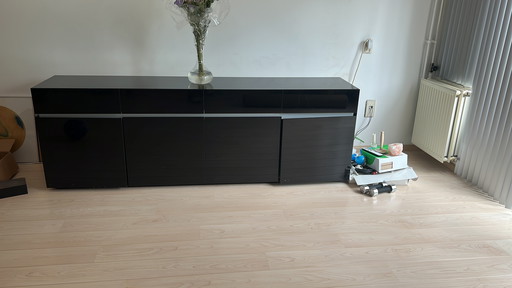 Moderne Anrichte