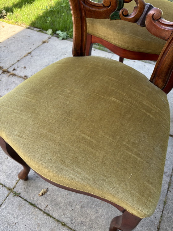 Image 1 of Six chaises Biedermeier anciennes, sculptures sur bois anciennes